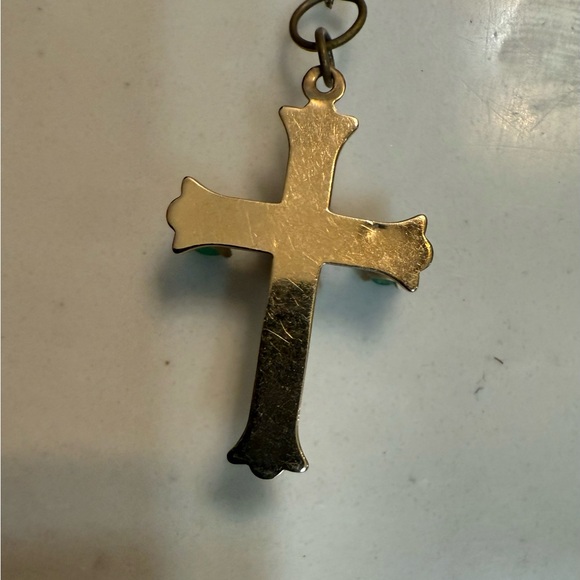 10 k gold cross pendant with genuine ruby and emerald stones - Picture 8 of 8